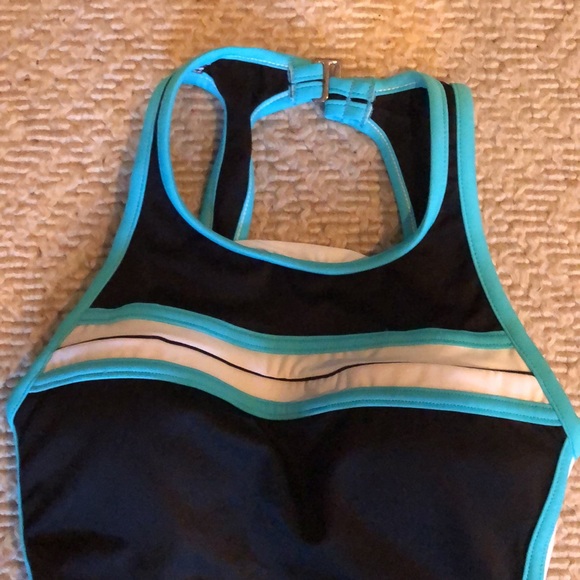 NWOT Miracle Brands Slimming Control High Neck Keyhole back 1pc Swimsuit - Picture 2 of 16